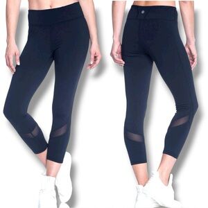 Women's Size Large Gaiam Black Om Mesh Capri Yoga Leggings